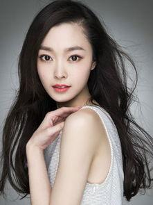 栾蕾英个人资料,才华横溢的艺术家与教育者