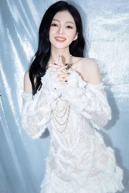 张韶涵酷狗背景写真,梦幻旋律下的青春印记